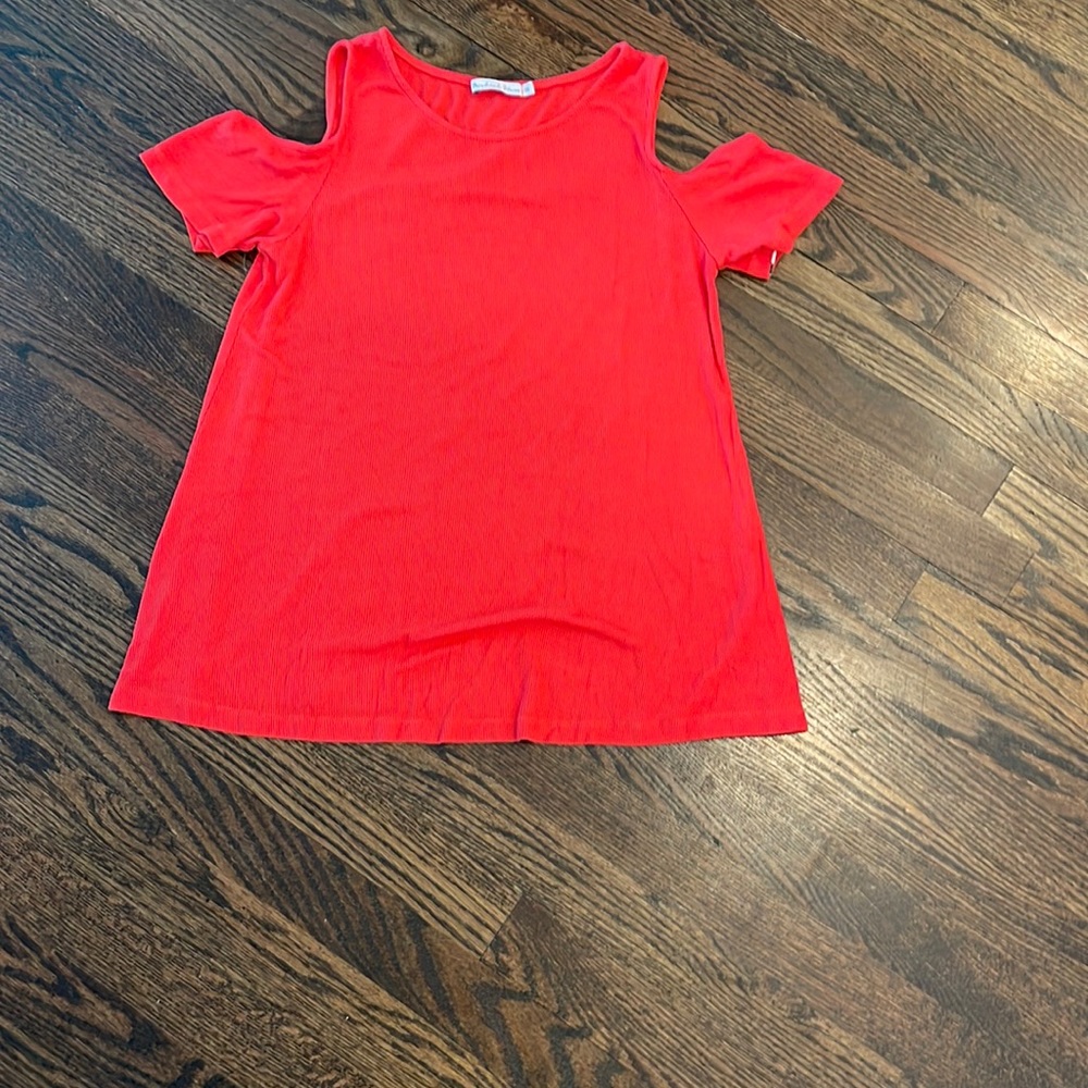 NWOT‎ Michael Stars Ribbed Cold Shoulder Top in Geranium Red/orange!